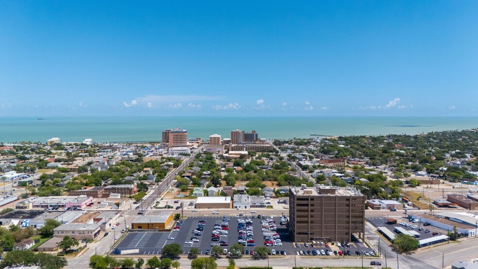 More Photos Of 1521 Staples St, Corpus Christi Medical For Lease