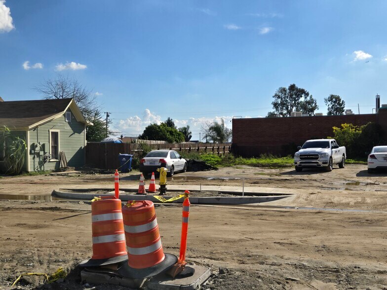 More Photos Of 736 E Holt Blvd, Ontario Land For Sale