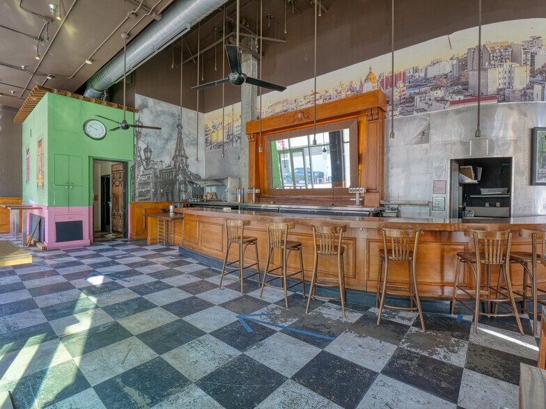 More Photos Of 1155 S Grand Ave, Los Angeles Apartments For Lease