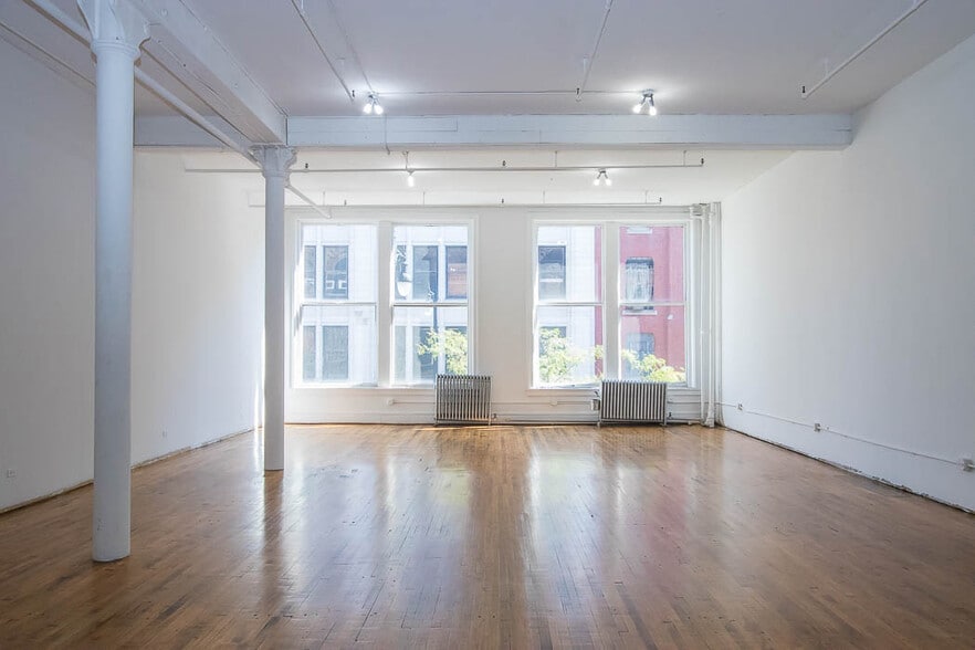 More Photos Of 1932 S Halsted St, Chicago Loft Creative Space For Lease