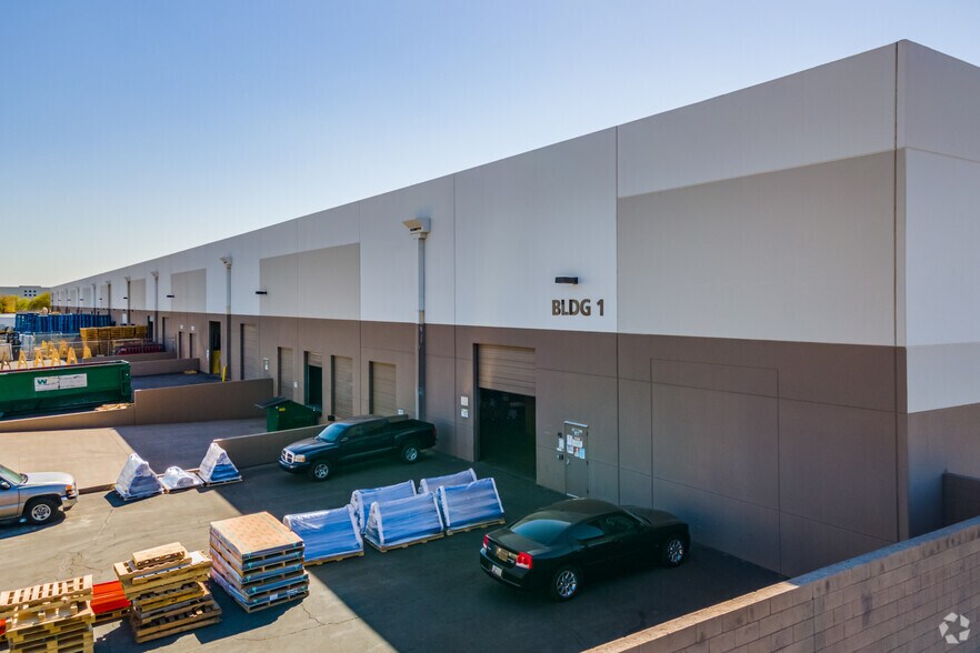 More Photos Of 405 N 75th Ave, Phoenix Unknown For Lease