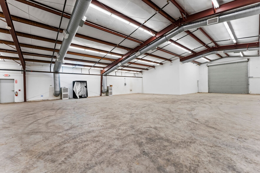 More Photos Of 28925 Nichols Sawmill Rd, Magnolia Warehouse For Sale
