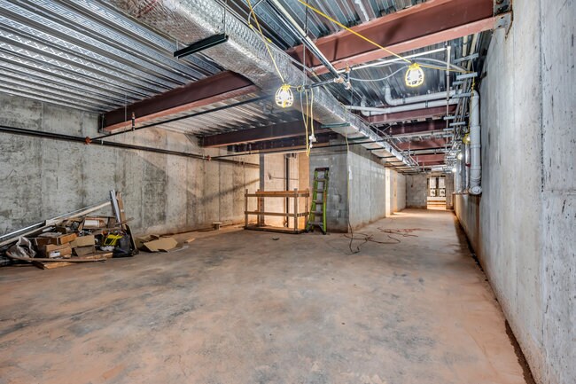 More Photos Of 374 Green St, Woodbridge Coworking Space