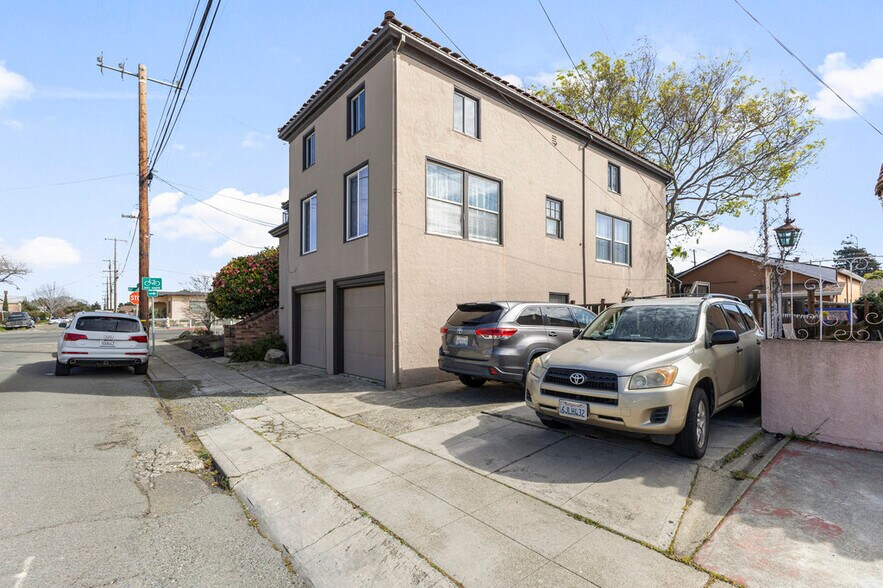 More Photos Of 2900 Barrett Ave, Richmond Multifamily For Sale