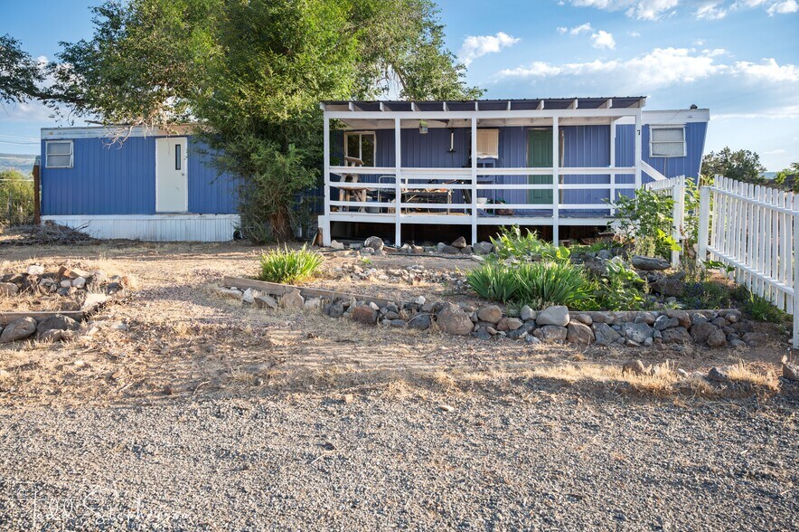 More Photos Of 810 NW Cedar Ave, Cedaredge Manufactured Housing Mobile Home Park For Sale