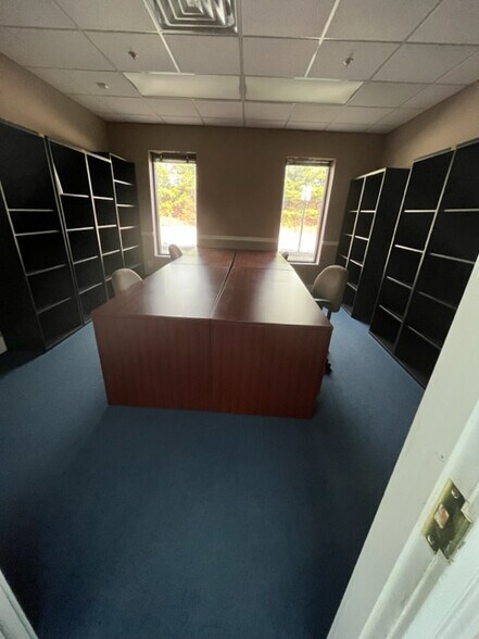 More Photos Of 500 Soho Dr, Adairsville Warehouse For Lease