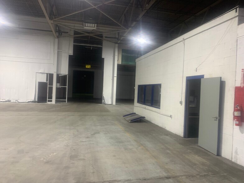 More Photos Of 1601 Hunter Ave, Niles Warehouse For Lease