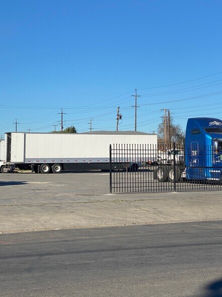 More Photos Of 635 S Aurora St, Stockton Land For Sale