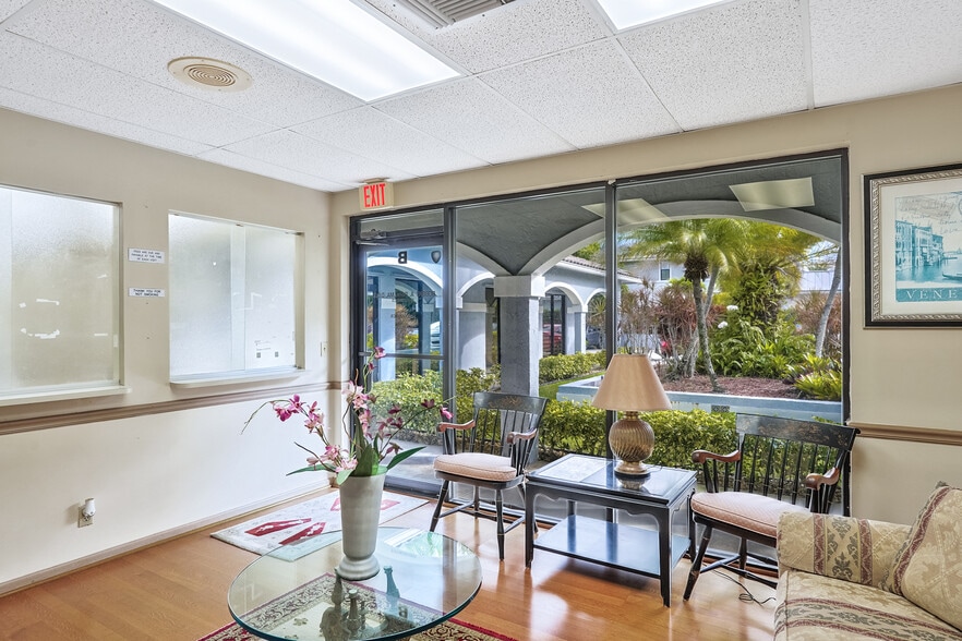 More Photos Of 505 SE 6th Ave, Delray Beach Medical For Sale
