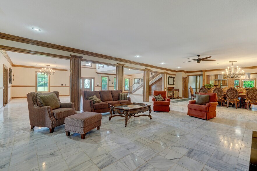 More Photos Of 178 Slaydon Rd, Eden Specialty For Sale