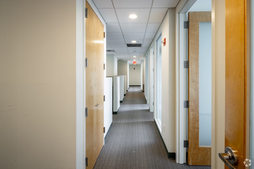 Photo of 20th Floor Ste 2005