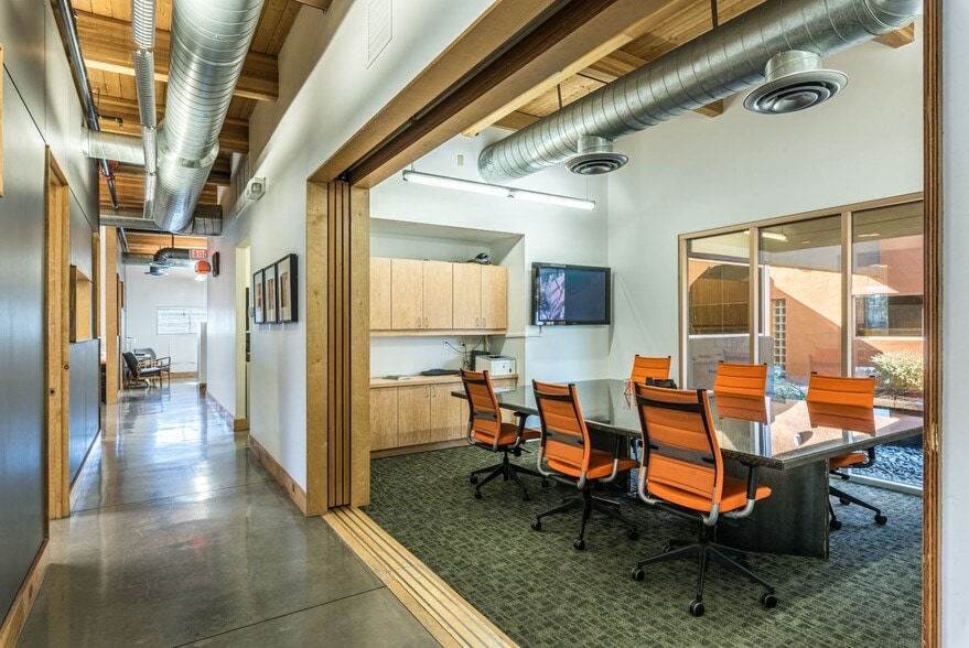 More Photos Of 4422 E Indian School Rd, Phoenix Loft Creative Space For Sale