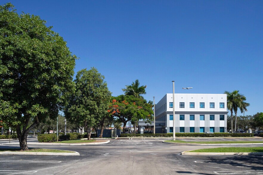 More Photos Of 9850 NW 41st St, Doral Office For Lease