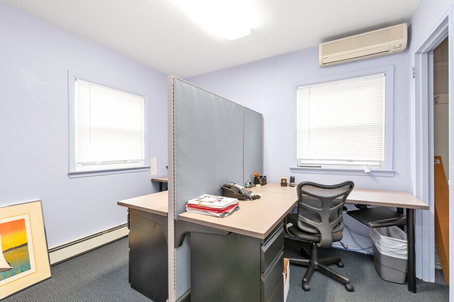 More Photos Of 25-31-25-33 Francis Lewis Blvd, Flushing Office Residential For Sale