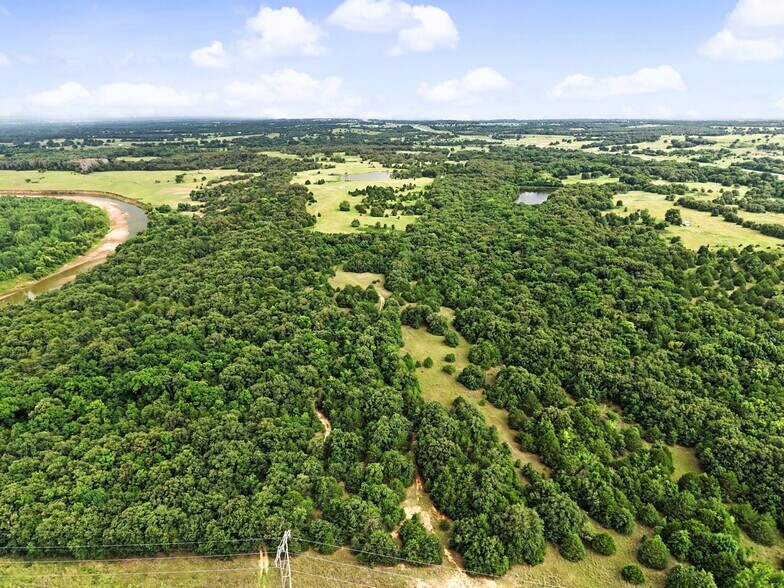 More Photos Of 26597 N County Road 3250, Wynnewood Land For Sale