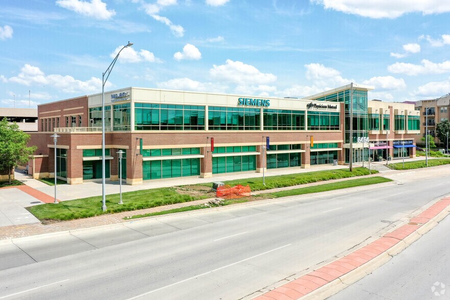 More Photos Of 6464 Center St, Omaha Office For Lease