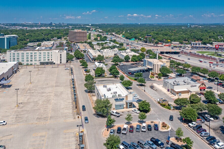 More Photos Of NW Loop 410 @ Blanco Rd, San Antonio Unknown For Lease