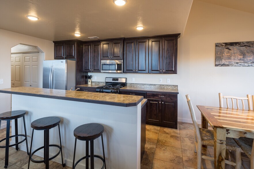 More Photos Of 3862 Desert Willow #9-A1 cir, Moab Specialty For Sale