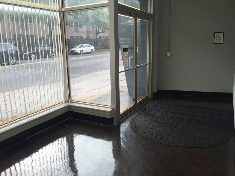 More Photos Of 392-394 Meeting St, Charleston Office For Sale