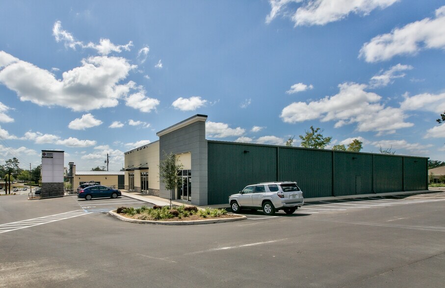 More Photos Of 1706 Capital Cir NE, Tallahassee General Retail For Lease