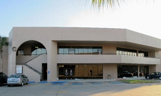 More Photos Of 110 E Savannah Ave, McAllen Medical For Sale