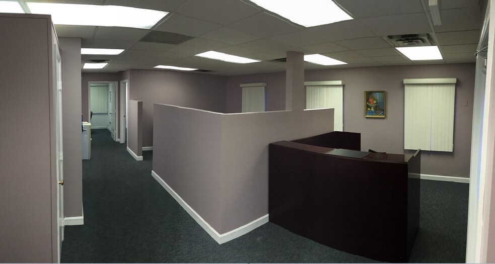 More Photos Of 4248-4250 Chain Bridge Rd, Fairfax Medical For Lease