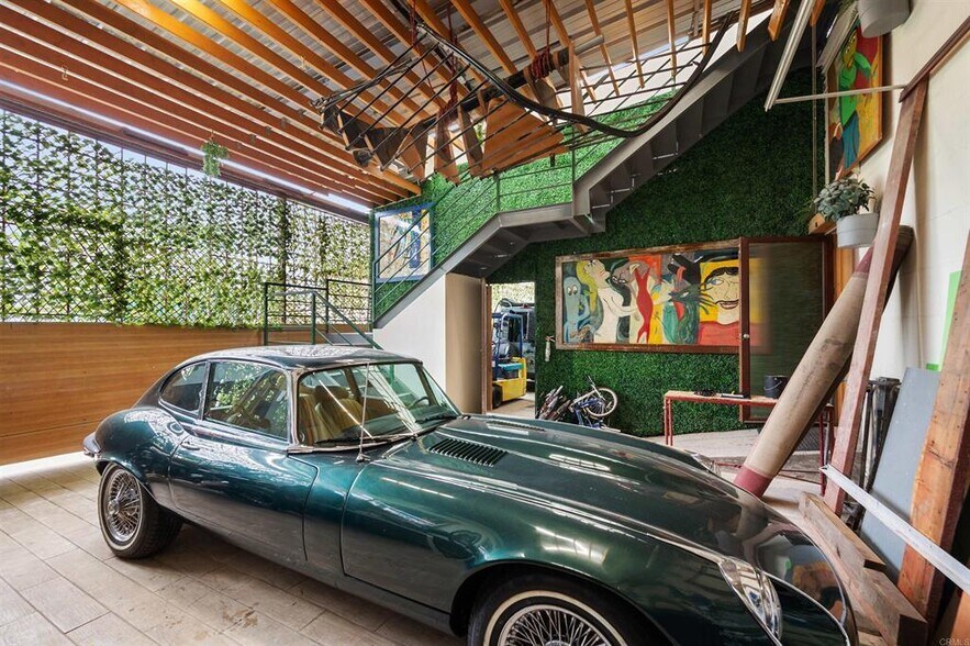 More Photos Of 5527 El Cajon Blvd, San Diego Storefront For Sale