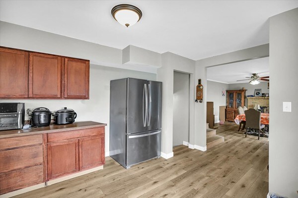 More Photos Of 3612 W Bloomington Rd, Champaign Truck Terminal For Sale