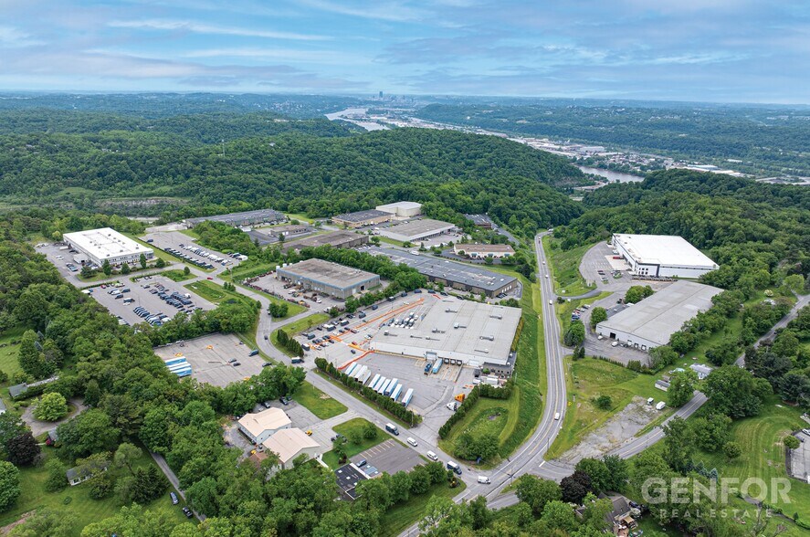 More Photos Of 211 Overlook Dr, Sewickley Warehouse For Lease