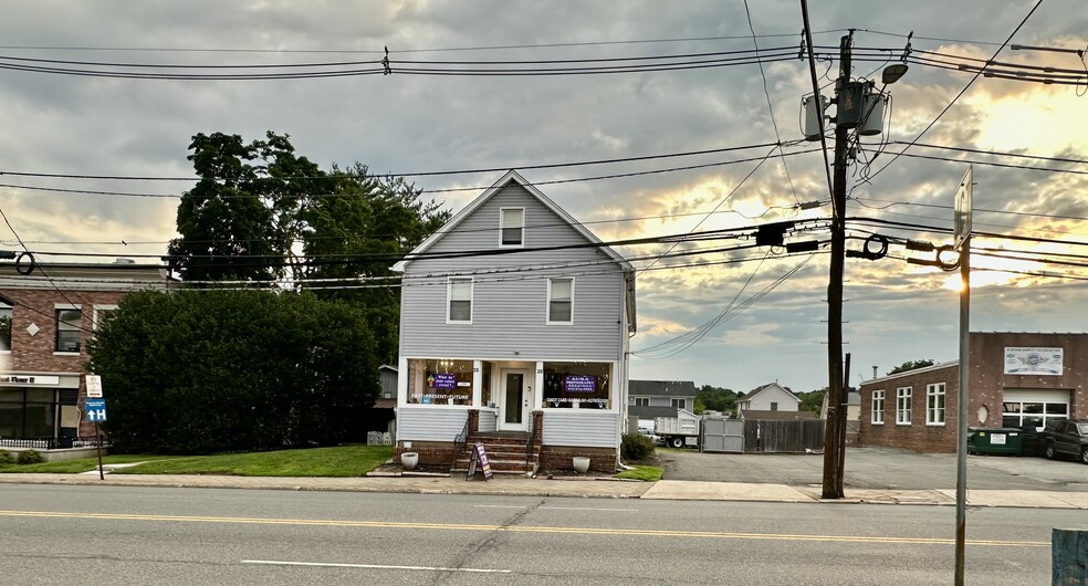 More Photos Of , Livingston General Retail For Sale