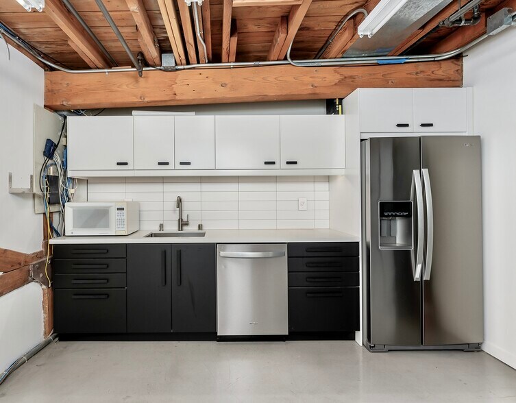 More Photos Of 1801 Capitol Ave, Sacramento Unknown For Lease