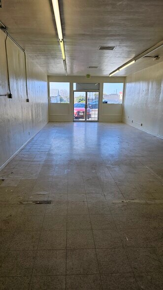 More Photos Of 20008 Meekland Ave, Hayward Unknown For Lease