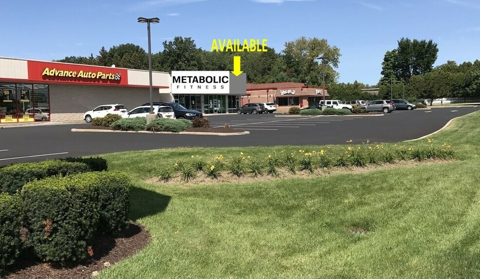 Primary Photo Of 7-11 Saratoga Rd, Schenectady Freestanding For Lease