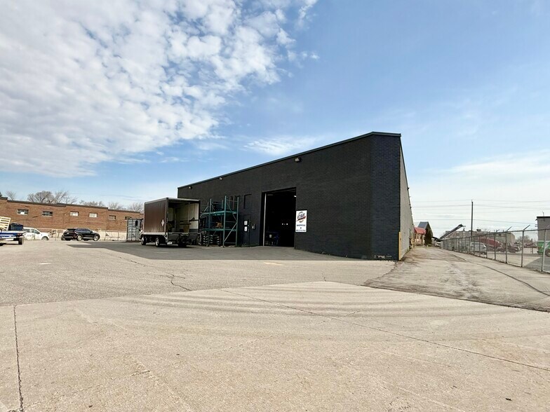 More Photos Of 374 Bowes Rd, Concord Warehouse For Sale