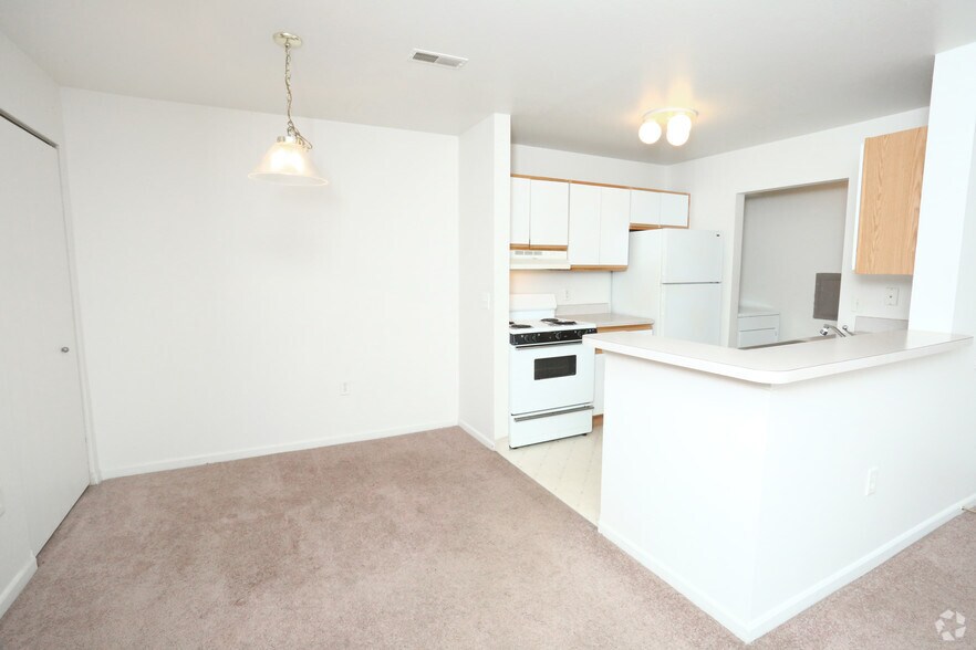 More Photos Of 6101-6103 Eagle Ridge Ln, Flint Apartments For Sale