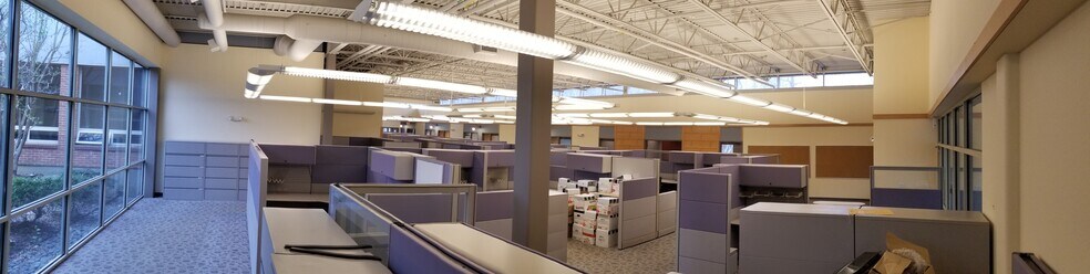 More Photos Of 64 Avenue Of Industry, Waterbury Warehouse For Sale