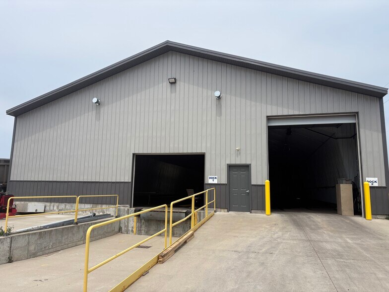 Primary Photo Of 925 E Melendy St, Ludington Warehouse For Lease