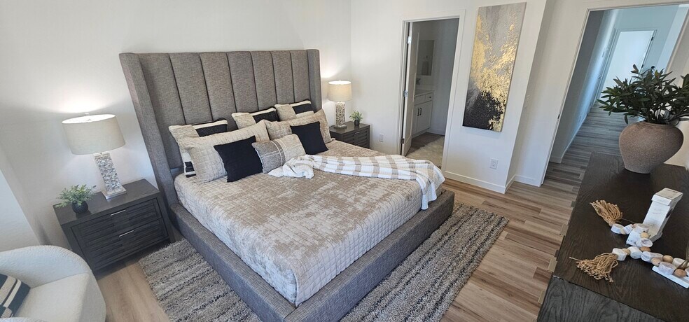 More Photos Of 2051 E Michigan Ave, Phoenix Apartments For Sale