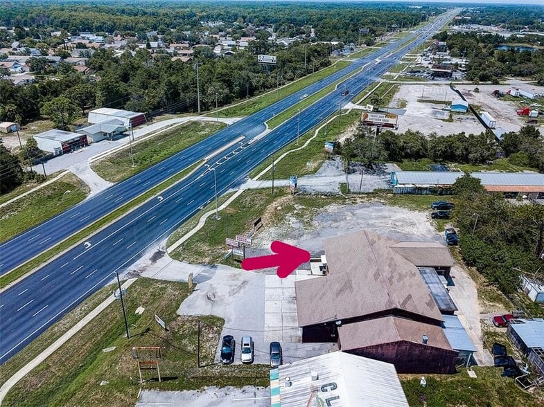 More Photos Of 18508-18510 US Highway 19, Hudson Light Manufacturing For Lease