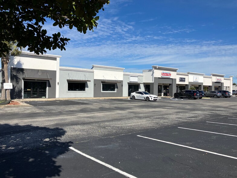 Primary Photo Of 9526-9542 Navarre Pky, Navarre Unknown For Lease