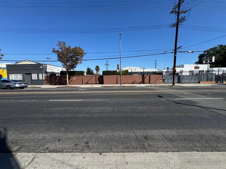 More Photos Of 6006 S Western Ave, Los Angeles Medical For Sale