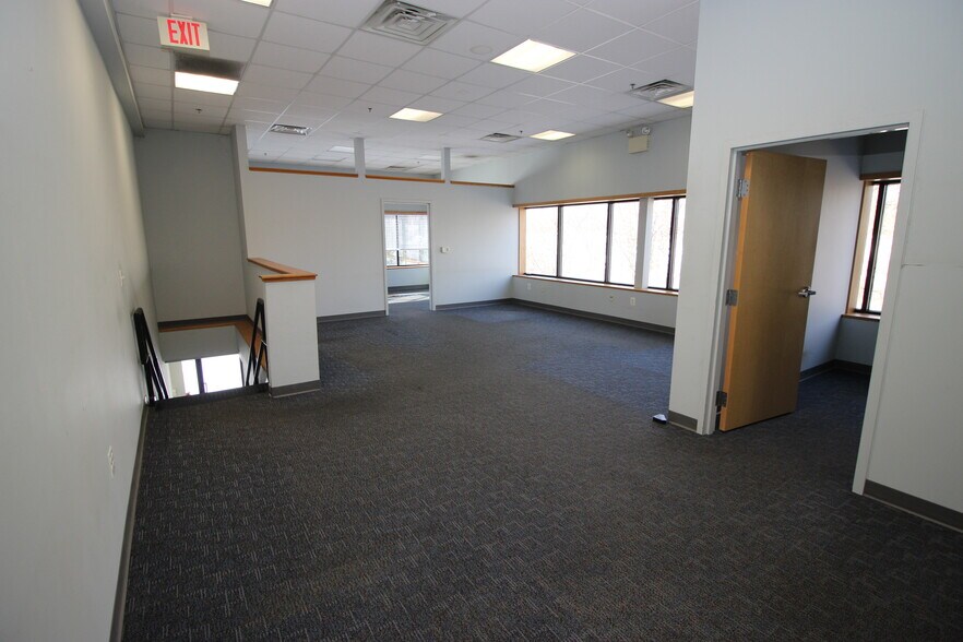 More Photos Of 731 Wambold Rd, Souderton Warehouse For Lease