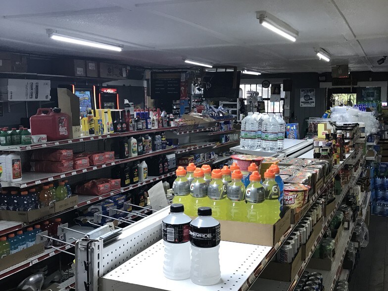 More Photos Of 3057 Battlefield Pkwy NE, Resaca Convenience Store For Sale