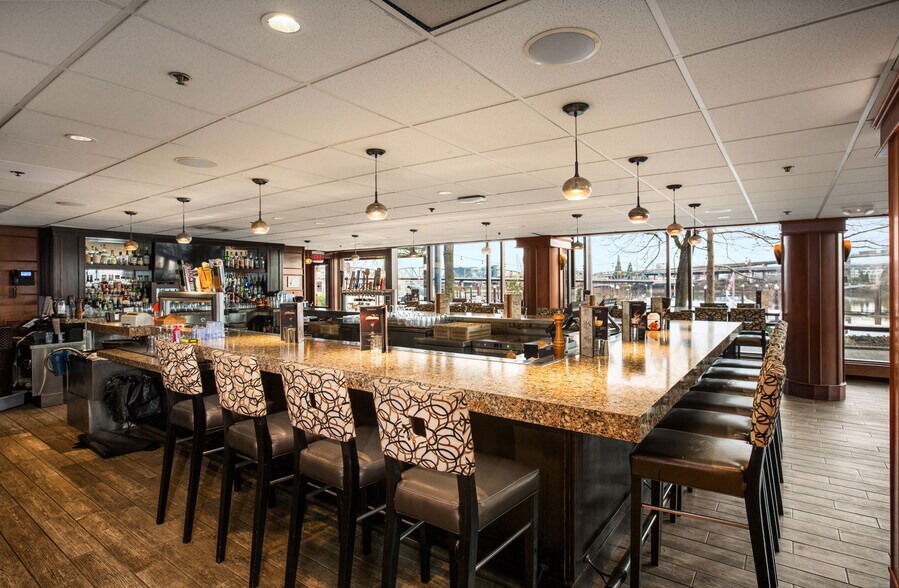 More Photos Of 309 S Montgomery St, Portland Restaurant For Sale