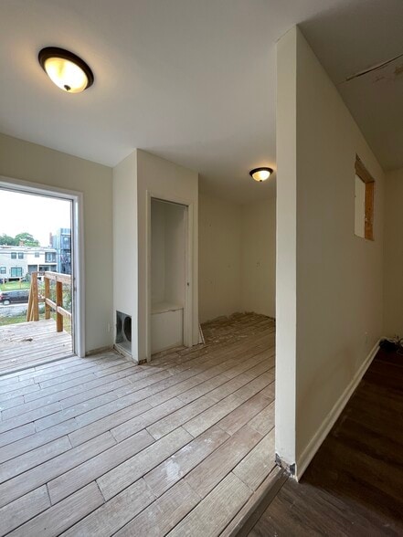More Photos Of 1012 Florida Ave NE, Washington Office For Sale