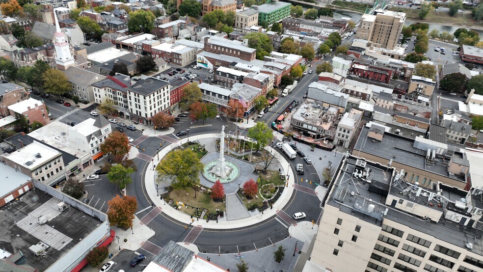 More Photos Of 58 Centre Sq, Easton Apartments For Sale