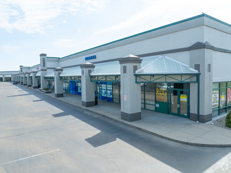 More Photos Of 4842-4978 Union Centre Pavilion Dr, West Chester Storefront For Lease