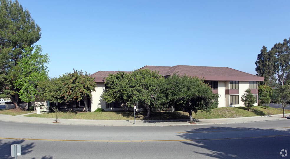 Primary Photo Of 1323 Newbury Rd, Newbury Park Office For Sale