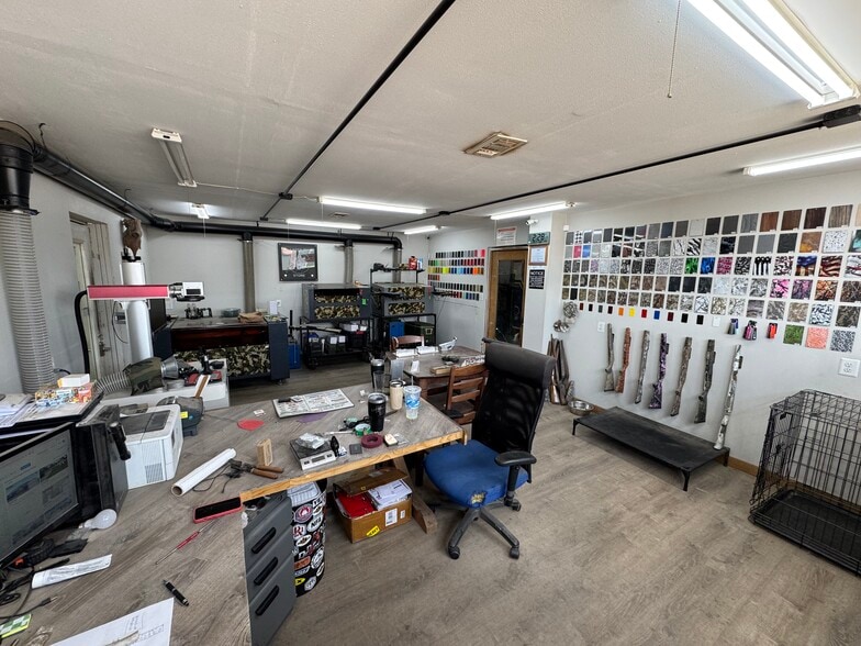 More Photos Of 305 Central Ave, Wiggins Auto Salvage Facility For Lease