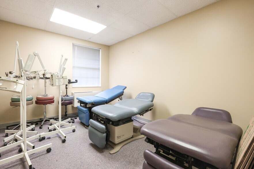 More Photos Of 555 Pleasant St, Attleboro Coworking Space